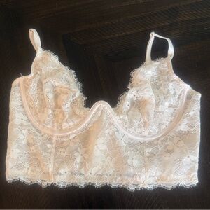 Never Worn White Bridal Lingerie Top Bralette 34B Victoria’s Secret
